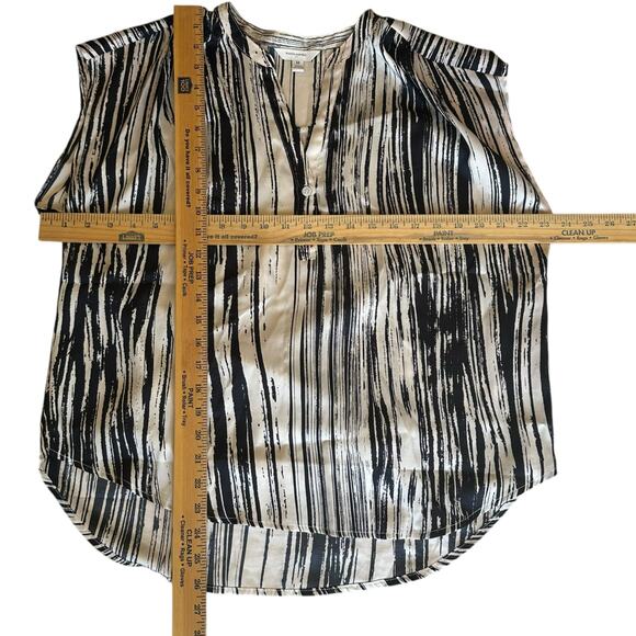 Womens Tank Top Size Medium Loose Fit Black and White - Picture 2 of 7